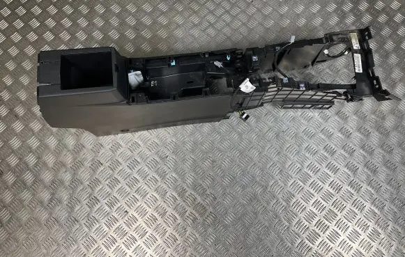 Renault Arkana Center console 969105742R 969105070R 969104639R