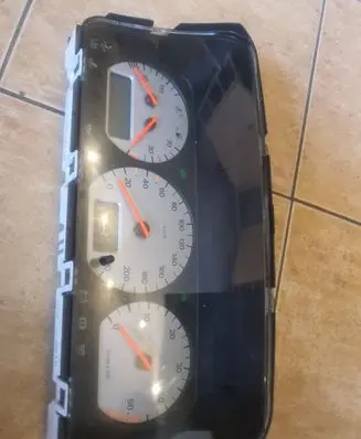 Volkswagen PASSAT B4 Speedometer (instrument cluster) 3A0919881N 6160664210
