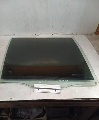 Volvo XC90 Rear door window glass AS2M6250DOT682 E000201 43R001596