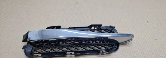 Jaguar XF X250 Front bumper lower grill 8X2315K233BC
