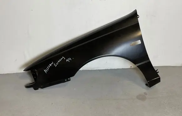 Nissan Sunny Fender
