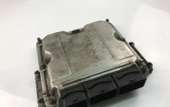 Renault Laguna II Engine control unit/module ECU 8200153946 0281010556