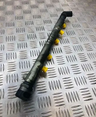 BMW 3 E90 E91 Fuel main line pipe 0445214030