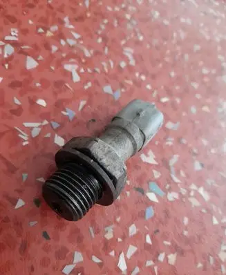 Citroen Berlingo Oil pressure sensor 