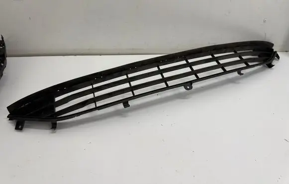 Ford Fiesta Front bumper lower grill H1BB17K945A1