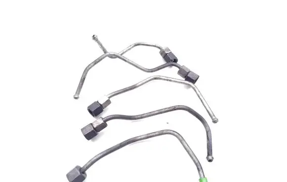 Mazda 3 II Fuel injector supply line/pipe 