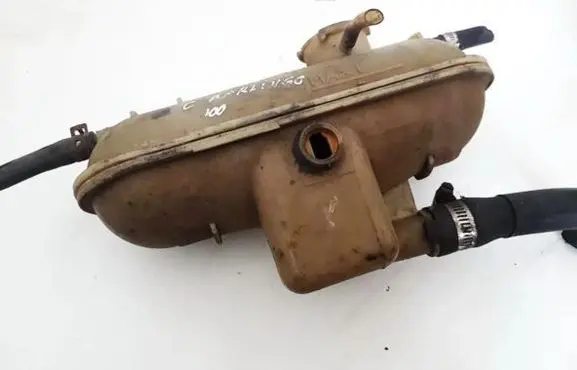 Coolant expansion tank/reservoir