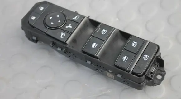 Nissan Qashqai J12 Electric window control switch 254016UB4A-QASHQAI 254016UB4A 25401-6UB4A