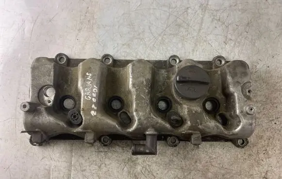 KIA Carens I Rocker cam cover 