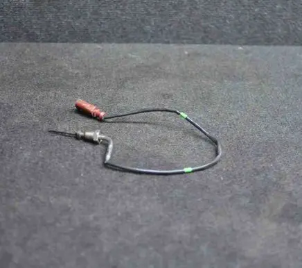 Audi A1 Oil temperature sensor 03L906088CN