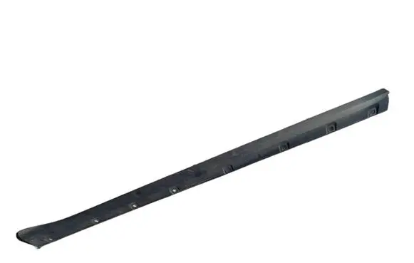 Sill/side skirt trim