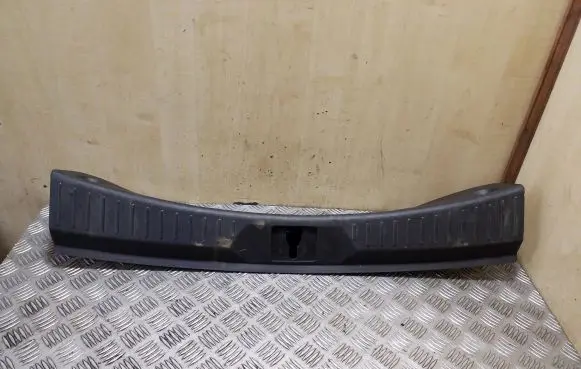 Ford Kuga II Trunk/boot sill cover protection CV44S404C08AFW CV44S404W16ABW