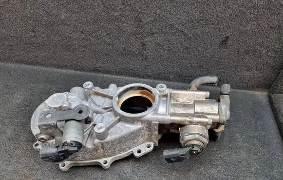 Audi A6 S6 C6 4F Other engine bay part 06F103530T 06F103107G 06F127025K