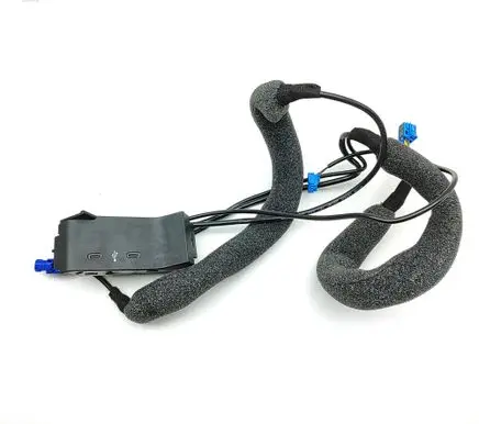 Mercedes-Benz GLE W167 USB socket connector A1678209003