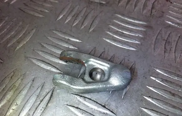 Renault Scenic II - Grand scenic II Fuel Injector clamp holder