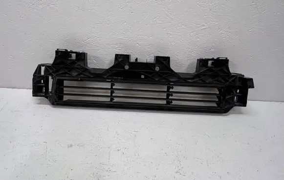 Audi e-tron Intercooler air guide/duct channel 4KE807771