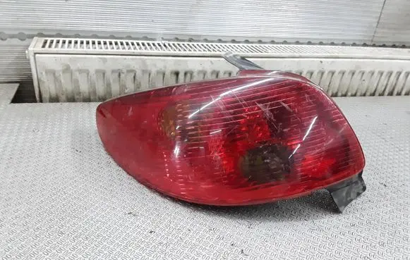 Peugeot 206 Rear/tail lights