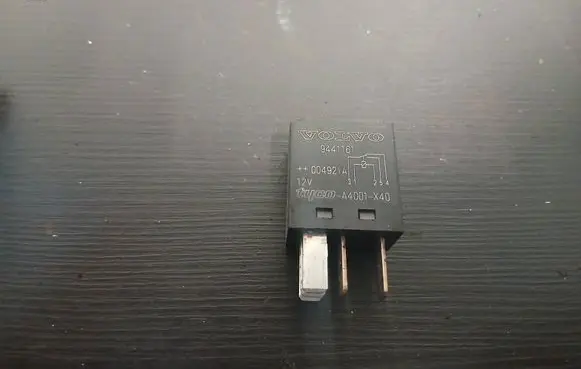 Volvo XC90 Other relay 9441161 004921A