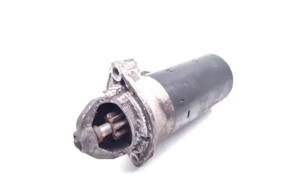 BMW 5 E39 Starter motor 7785691 0001109200