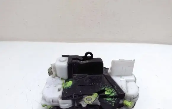 Citroen C5 Front door lock