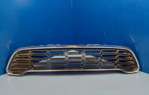 Mini Cooper Countryman R60 Front bumper upper radiator grill 9807476