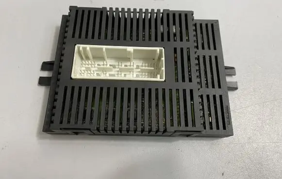 BMW 5 E60 E61 Light module LCM 6943283