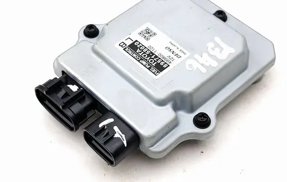 Lexus RX 450H Fuel injection pump control unit/module 8957158020 4998001120