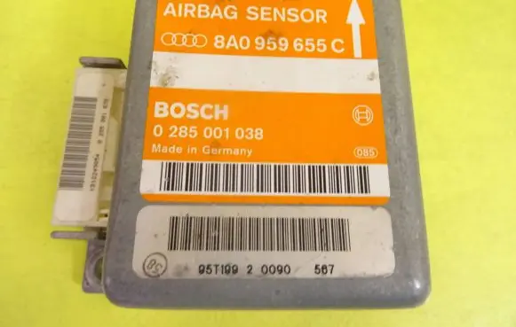 Audi A4 S4 B5 8D Airbag control unit/module 8A0959655C