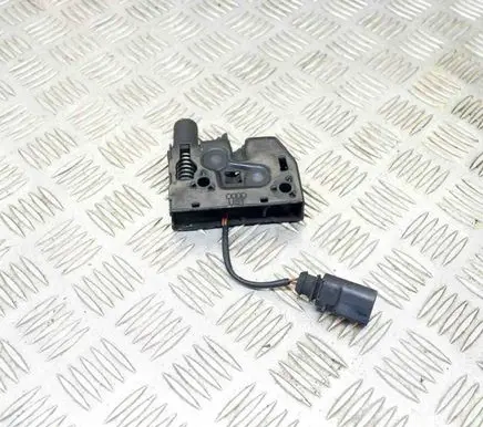Audi A1 Engine bonnet/hood lock/catch 8X0823509B