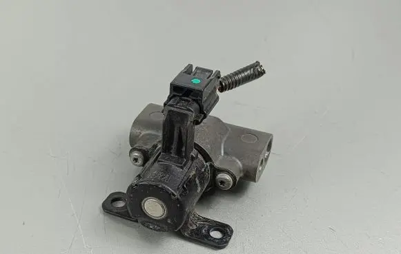 Renault Arkana Other engine bay part 028480003