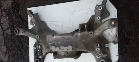 Peugeot 407 Front subframe 9683554810