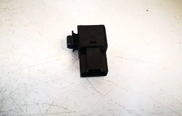 Nissan X-Trail T30 Other relay nilesif356 if356