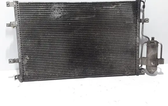 Volvo XC70 A/C cooling radiator (condenser) 30676602