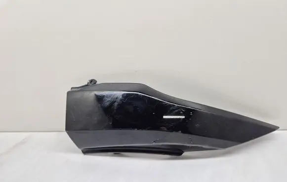 Audi e-tron Front bumper lip 4KE807062C