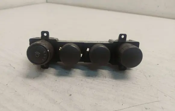 SsangYong Kyron A set of switches 8530109200
