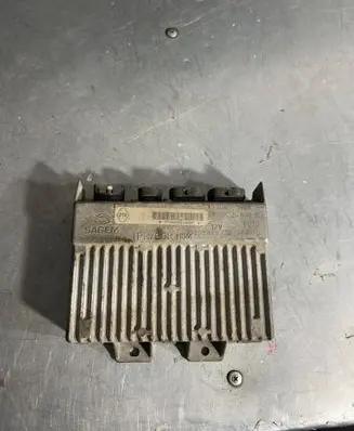 Renault Trafic II (X83) Engine control unit/module 7700311655 216510786 770003165