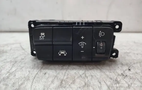 KIA Sportage A set of switches 93700F1500
