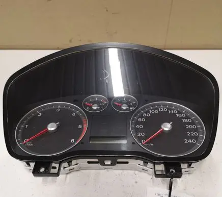 Ford Focus C-MAX Speedometer (instrument cluster) 3M5F10841B 3M5F10A855A