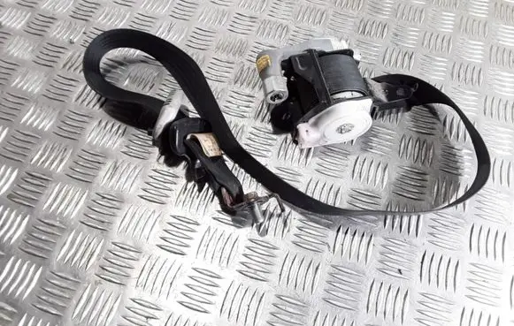 Mazda 5 Front seatbelt 050676 0193215