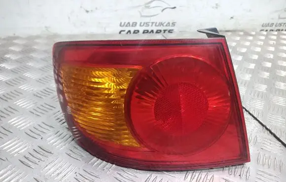 Hyundai Elantra Rear/tail lights 924012D2