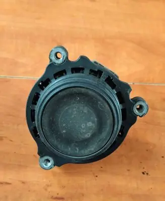 BMW 3 F30 F35 F31 Engine mount bracket 6787658 070714