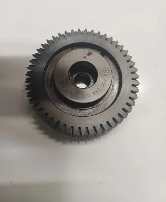 Mercedes-Benz E A207 Crankshaft gear A6510301213 A6510340205