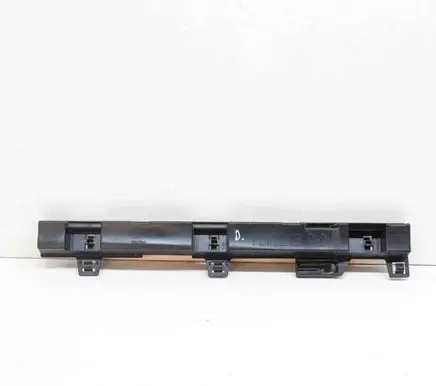 Sill/side skirt trim
