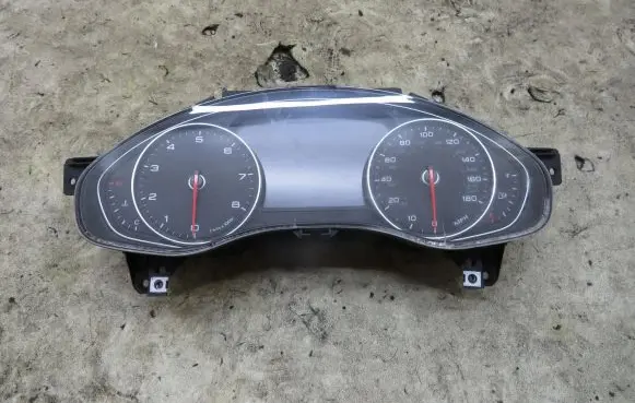 Audi A7 S7 4G Speedometer (instrument cluster) 4G8920982G