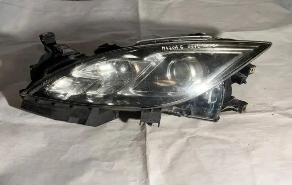 Mazda 6 Headlight/headlamp