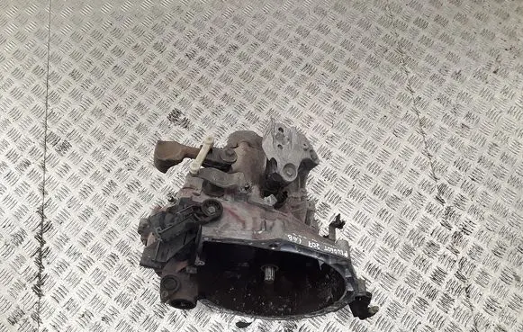 Peugeot 207 CC Manual 5 speed gearbox 