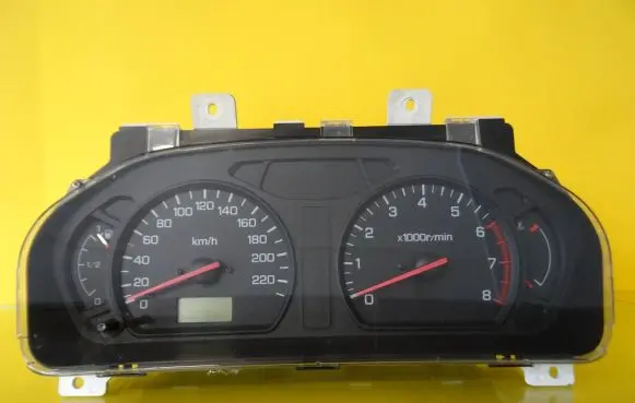 Mitsubishi Space Wagon Speedometer (instrument cluster) MR381549