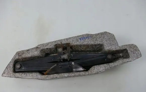 Chevrolet Evanda Lift Jack 