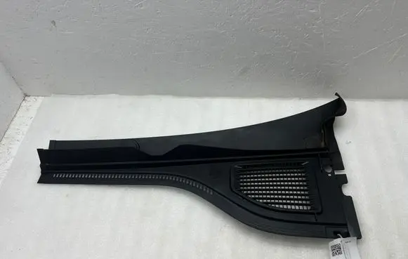 Wiper trim