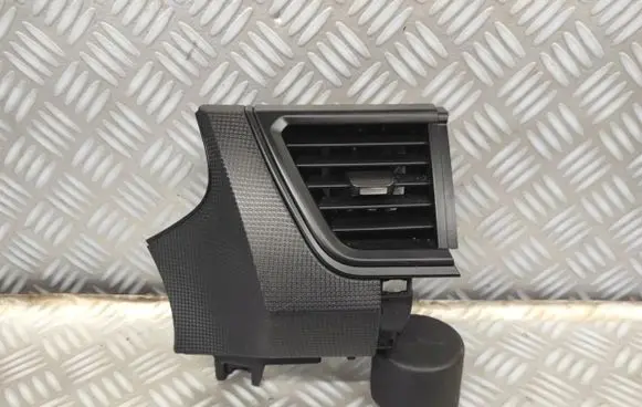 Renault Trafic III (X82) Dashboard side air vent grill/cover trim 682129856R
